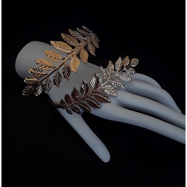 Daphne's Laurel Leaf Bracelet (Gold Version)