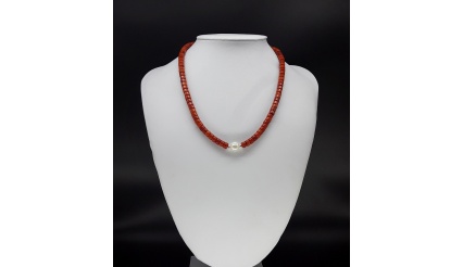 The Red Pearl Choker Necklace