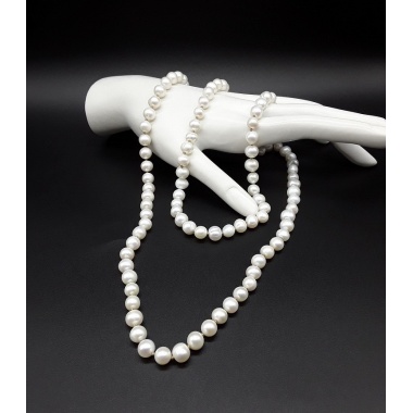 The Pearl Moon Necklace (Large ver) plus Silver Pearl Earrings 
