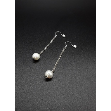 The Water Element Pearl Earrings 