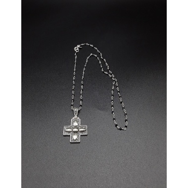 The Silver Square Cross Necklace	
