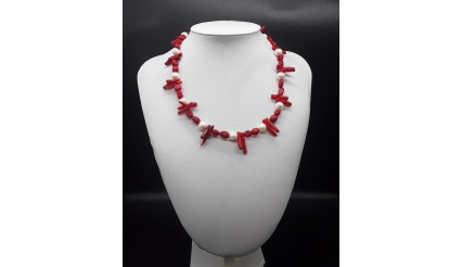 The Red Pearl Coral Necklace 