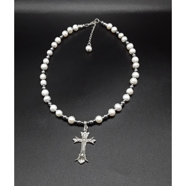 The White Pearl Choker Rosary 
