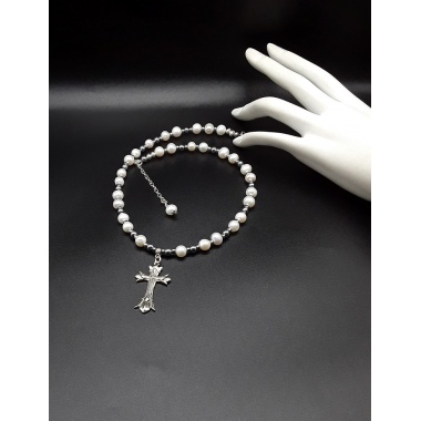The White Pearl Choker Rosary 