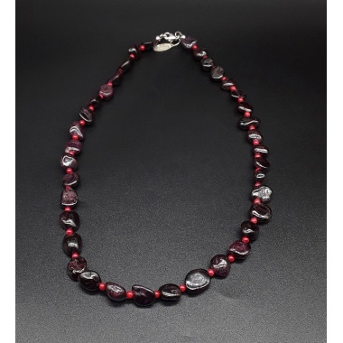 The Elegant Royal Garnet Necklace (V2)